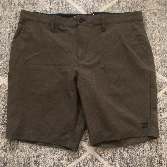 Billabong Submersibles Shorts - Picture 2 of 6